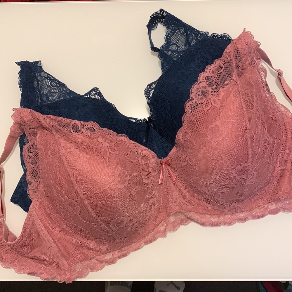 2 For 25$ 2 Joe Boxer Bralettes 42DD